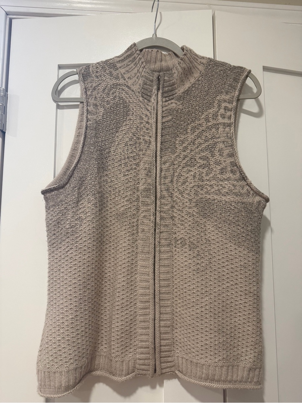 Sleeveless Zip-Front Knit Vest in Light Taupe